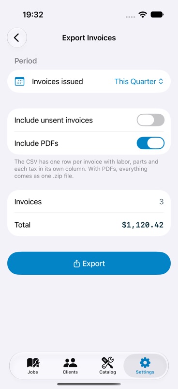 Export Invoices screen with period, options and invoice total